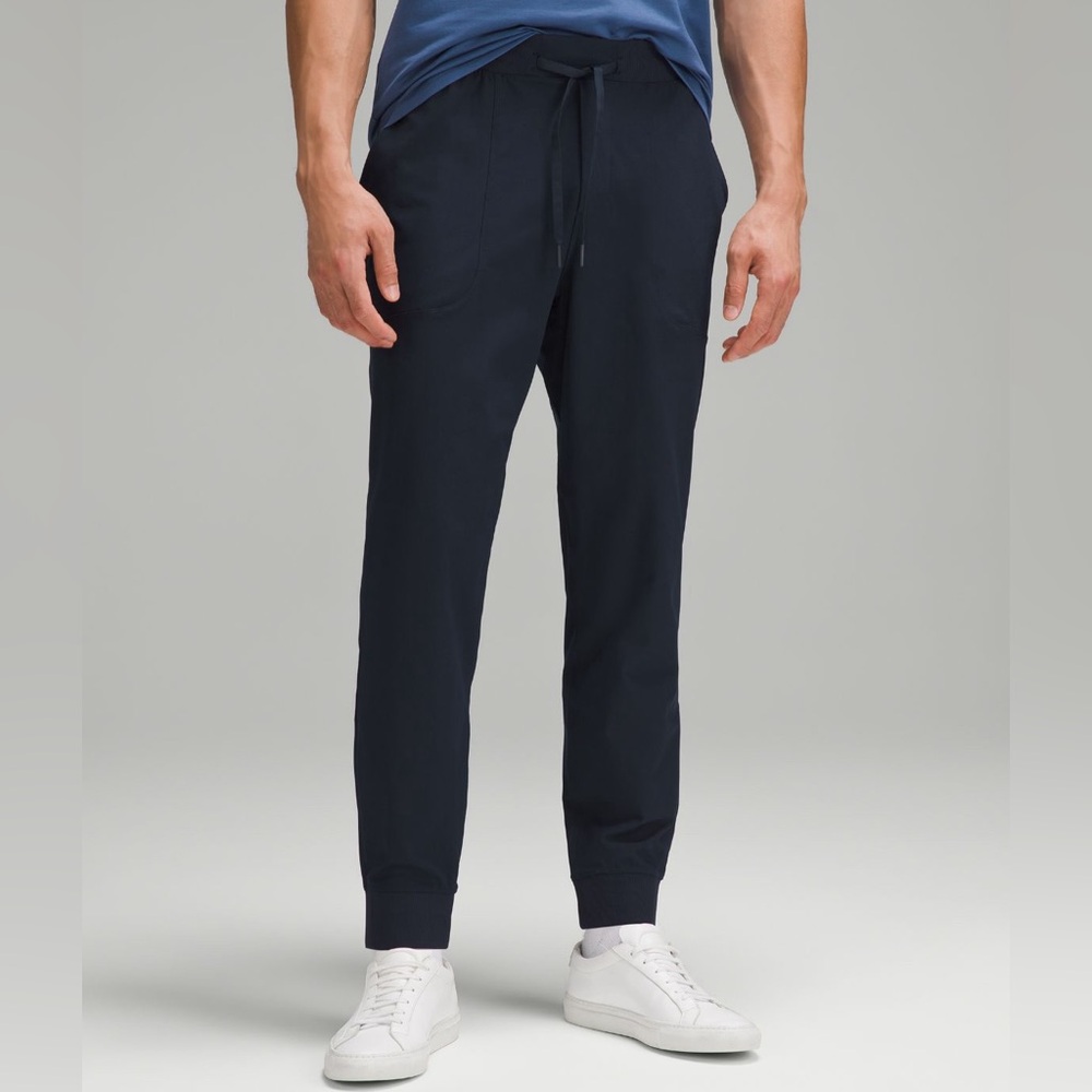 Lululemon Men’s ABC jogger size Medium